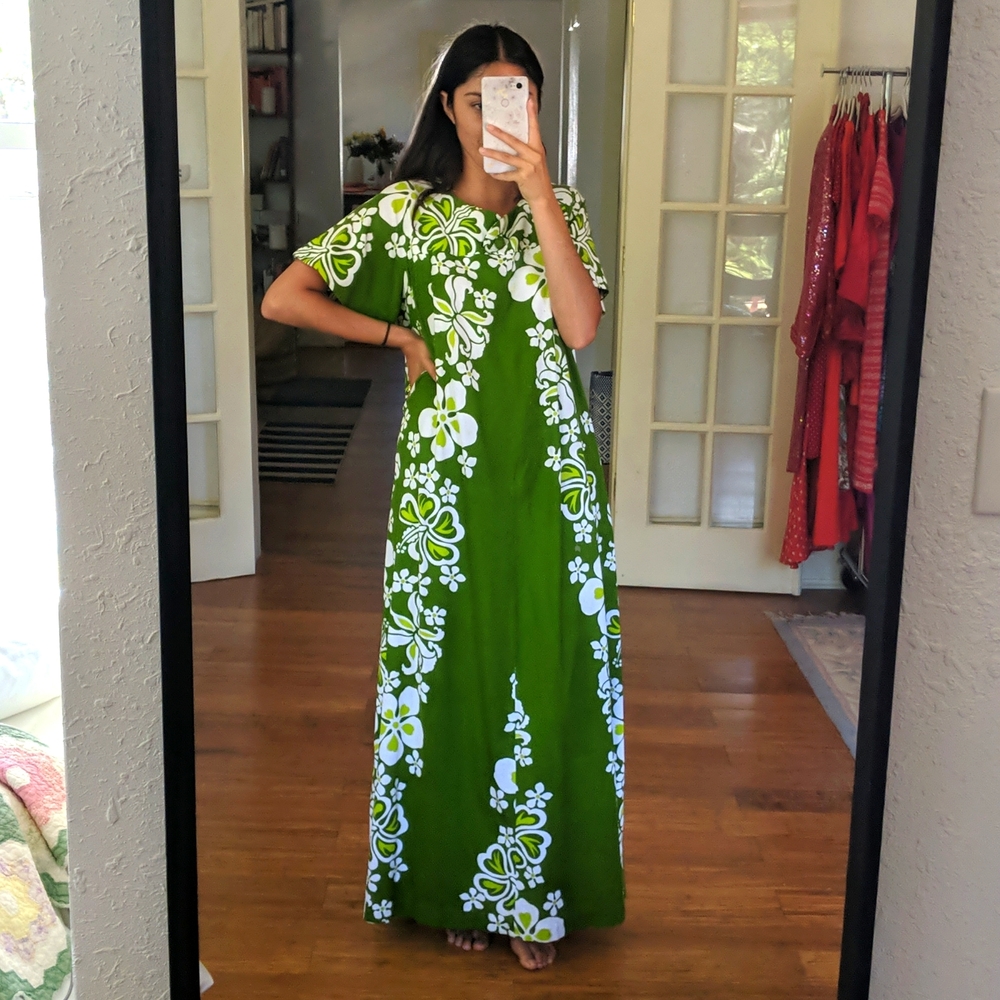 1960s Sears Hawaiian dress
